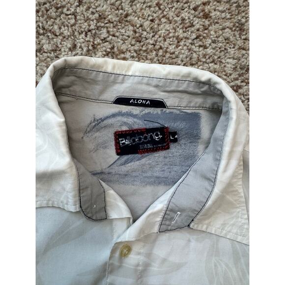 Billabong Hawaiian Print shirt size Large, Short Sleeves; Blue & white - Picture 3 of 10